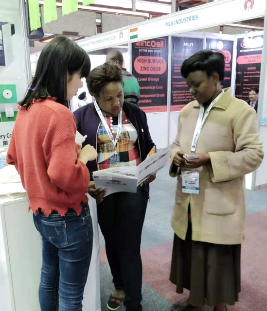 кенийская выставка завода по производству нетканых пакетов