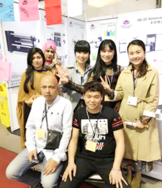 Бангладешская выставка компании по продольной резке нетканых материалов